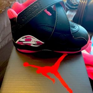 Toddler Jordan size 6C